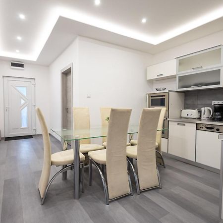 Fonix Apartman Debreczyn Zewnętrze zdjęcie