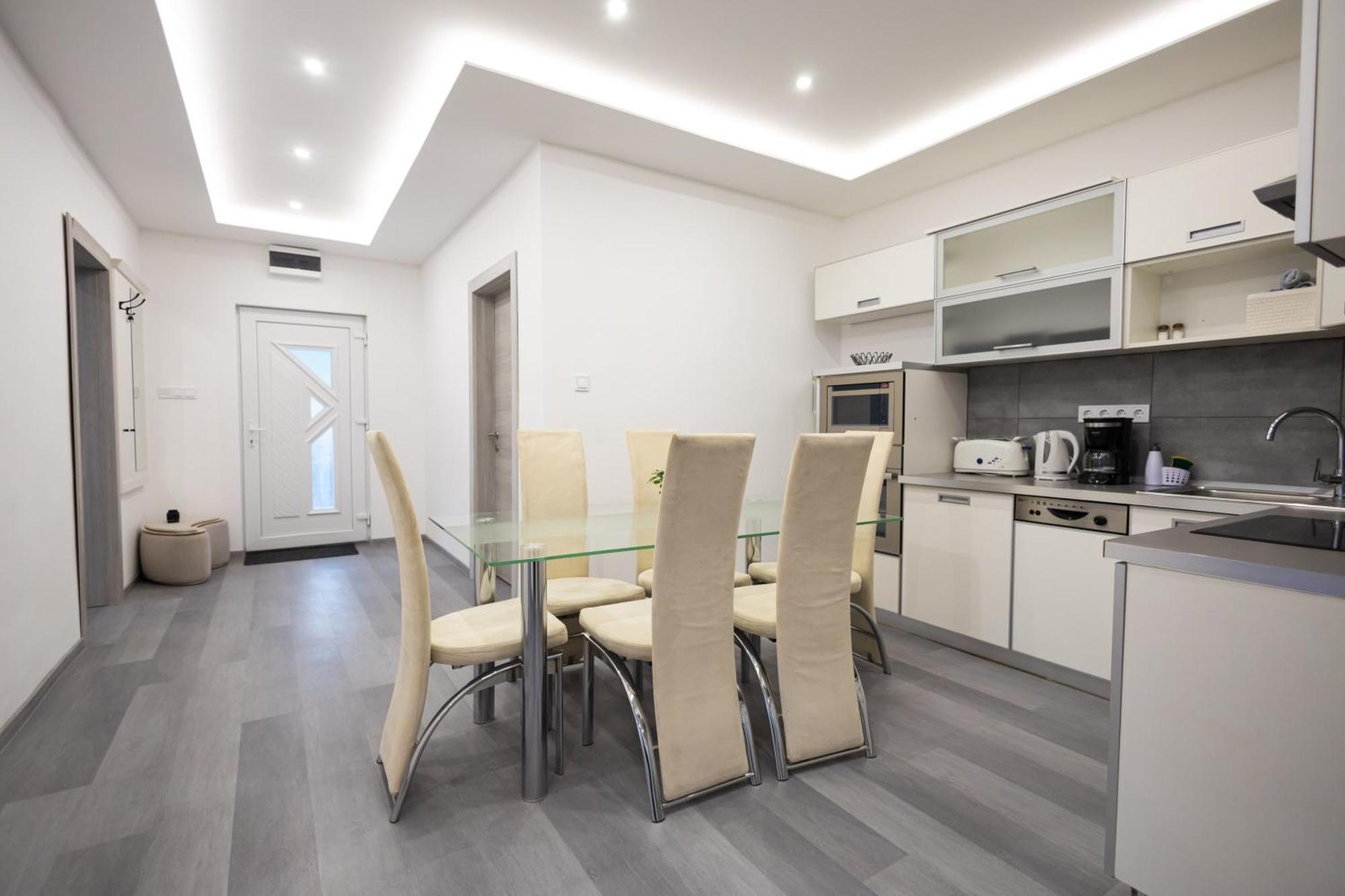 Fonix Apartman Debreczyn Zewnętrze zdjęcie